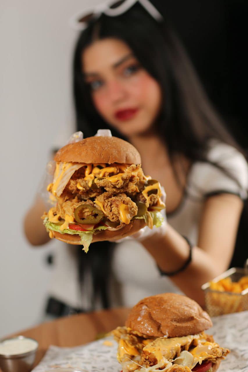 دام اسكوير